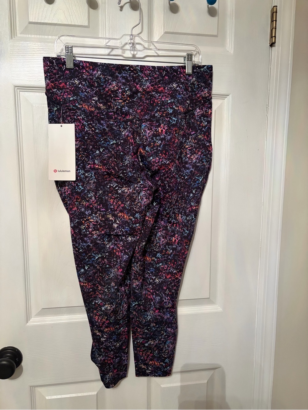 lululemon athletica Multicolor Printed Align Leggings - HR Crop 23”, Sz 14